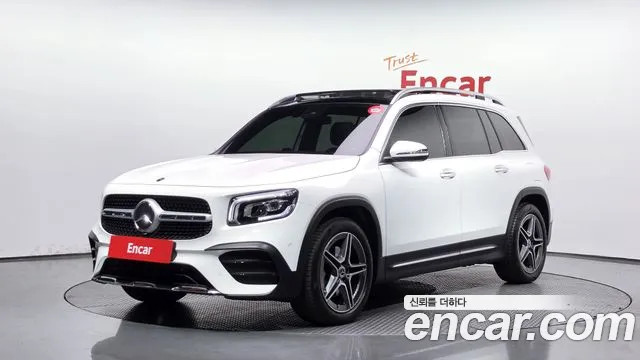 Mercedes-Benz GLB-Class 2021 — photo 1