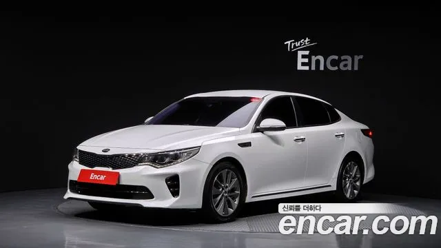 Kia K5 2018 — photo 1