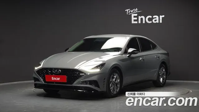 Hyundai Sonata 2022 — photo 1
