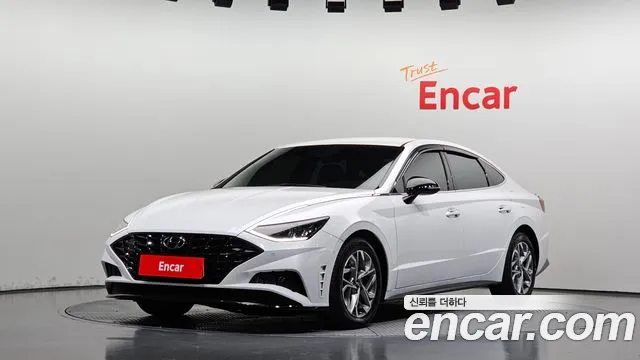 Hyundai Sonata 2022 — photo 1