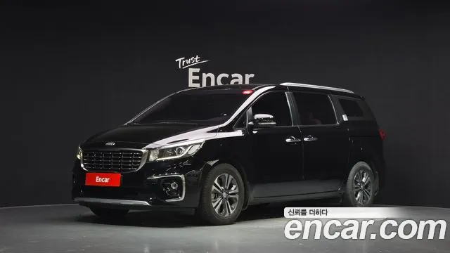 Kia Canival 2019 — photo 1