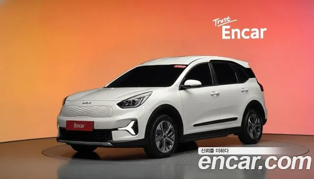 Kia Niro 2024 — photo 1
