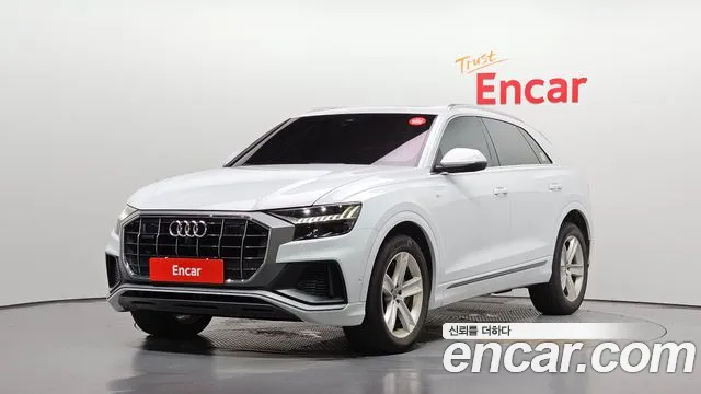 Audi Q8 2021 — photo 1