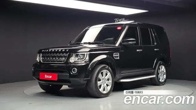 Land Rover Discovery 2016 — photo 1