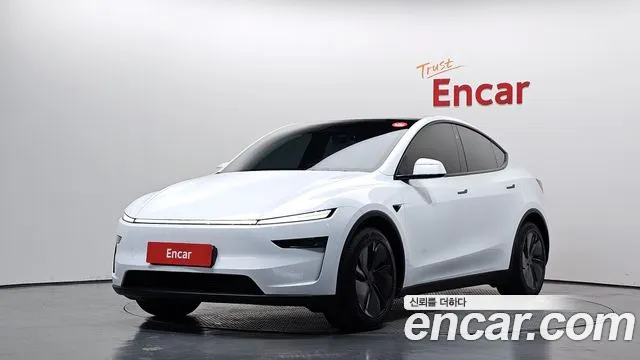 Tesla Model Y 2026 — photo 1