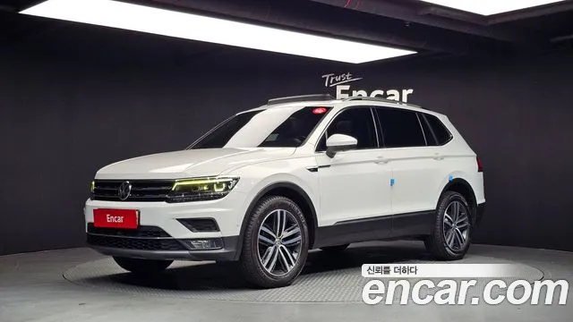 Volkswagen Tiguan 2018 — photo 1