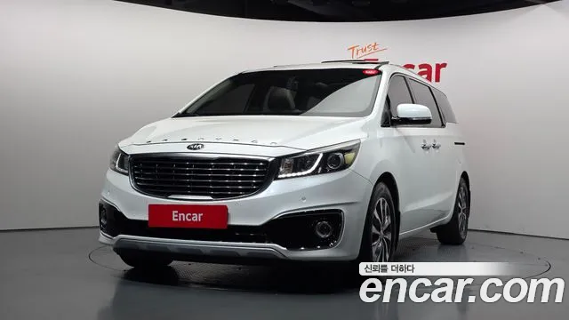 Kia Canival 2016 — photo 1