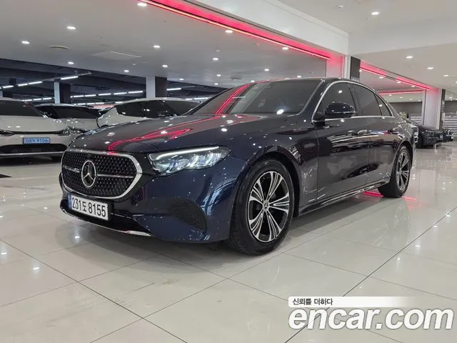 Mercedes-Benz E-Class 2024 — photo 1