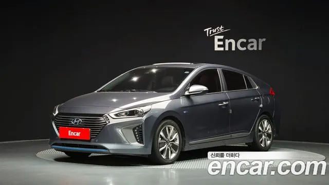 Hyundai Ioniq 2016 — photo 1