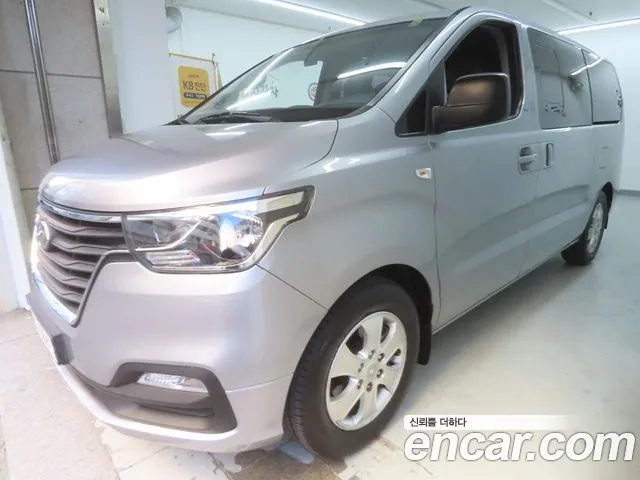 Hyundai Starex 2020 — photo 1