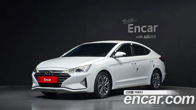 Hyundai AVANTE 2019 — photo 1