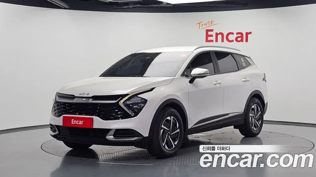 Kia Sportage 2023 — photo 1