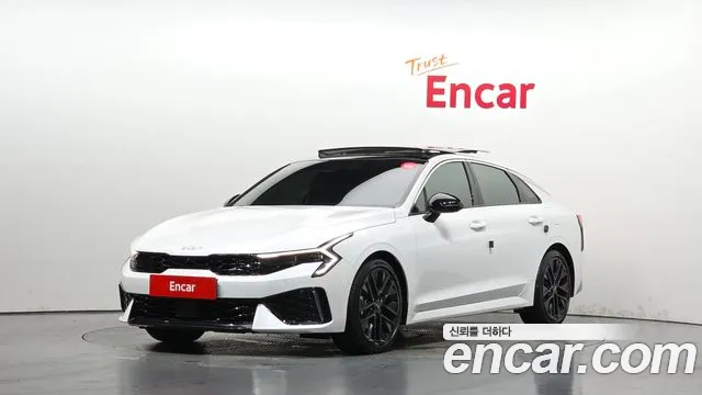 Kia K5 2024 — photo 1