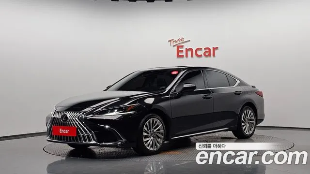 Lexus ES 2026 — photo 1
