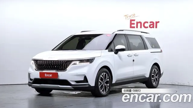 Kia Canival 2023 — photo 1
