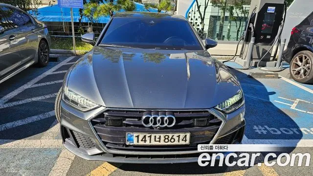 Audi A7 2020 — photo 1