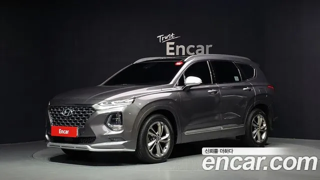 Hyundai Santafe 2019 — photo 1