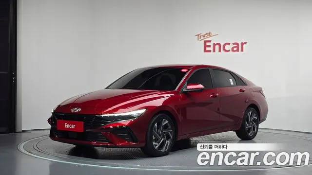 Hyundai AVANTE 2025 — photo 1