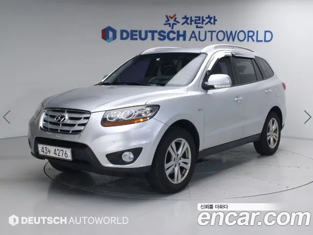 Hyundai Santafe 2011 — photo 1