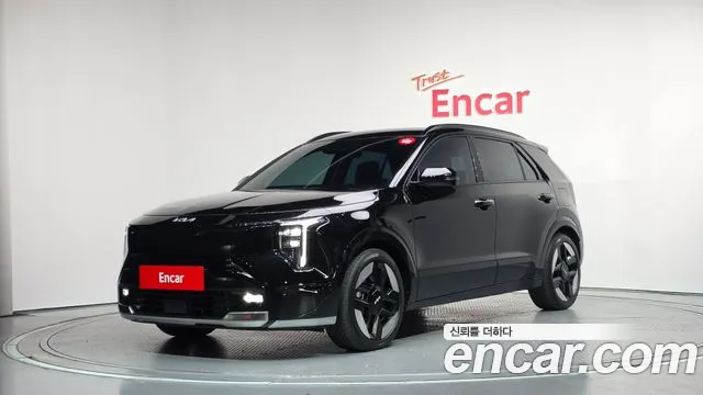Kia Niro 2027 — photo 1