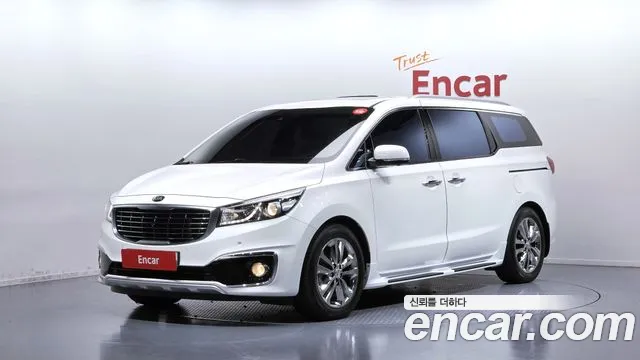 Kia Canival 2016 — photo 1