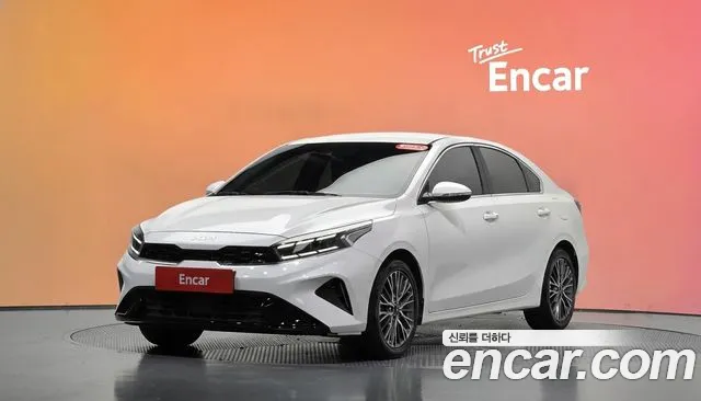 Kia K3 2022 — photo 1