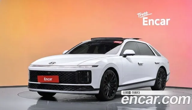 Hyundai Grandeur 2023 — photo 1
