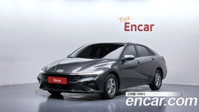 Hyundai AVANTE 2025 — photo 1