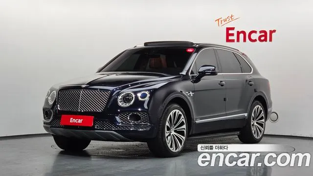 Bentley Bentayga 2017 — photo 1