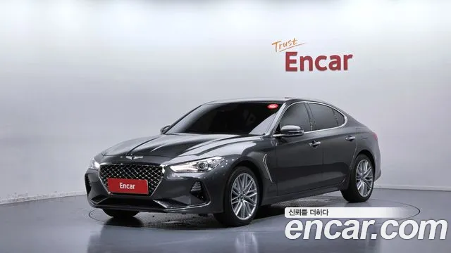 Genesis G70 2019 — photo 1