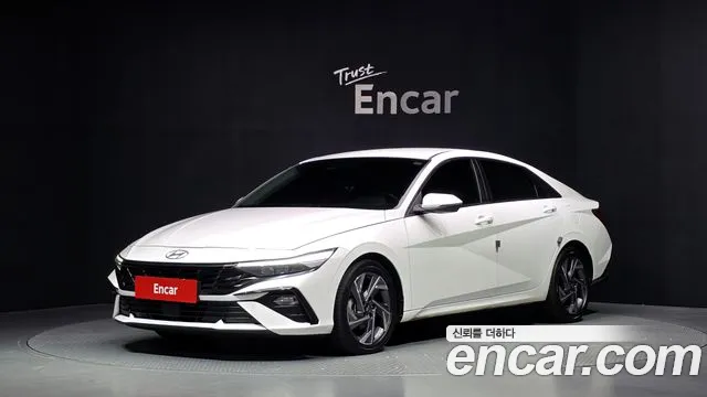Hyundai AVANTE 2024 — photo 1