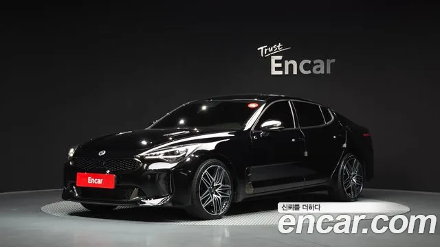 Kia Stinger 2021 — photo 1