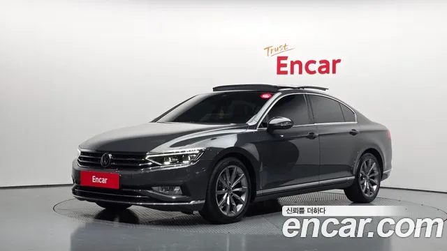 Volkswagen Passat 2021 — photo 1