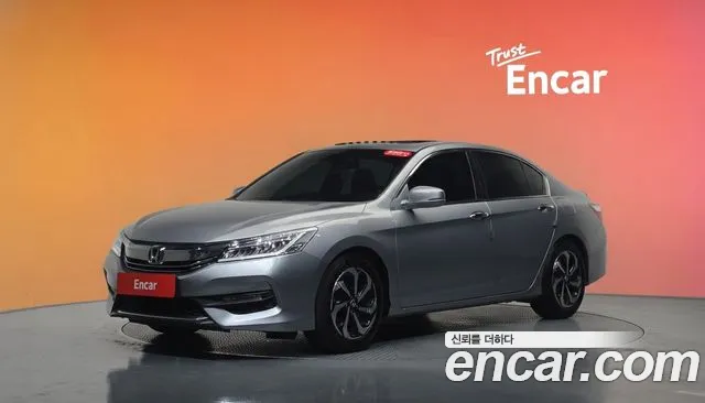 Honda Accord 2016 — photo 1