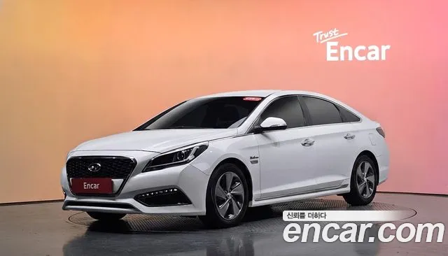 Hyundai Sonata 2016 — photo 1