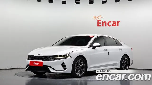 Kia K5 2020 — photo 1