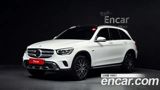 Mercedes-Benz GLC-Class 2021 — photo 1