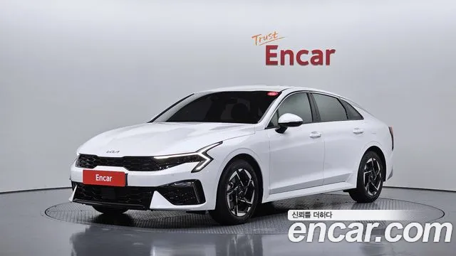 Kia K5 2025 — photo 1