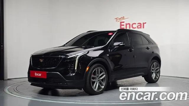 Cadillac XT4 2021 — photo 1