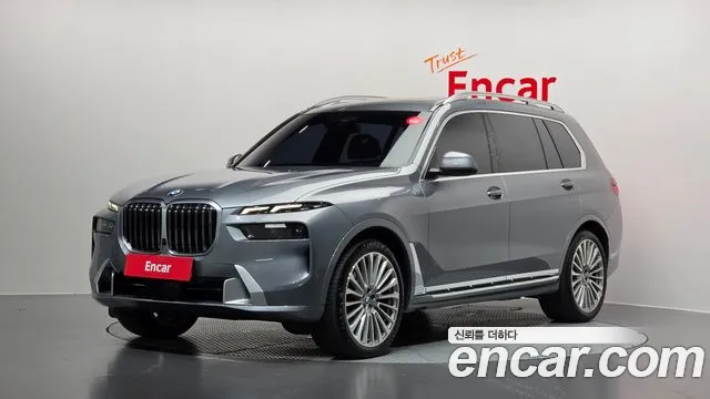 BMW X7 2023 — photo 1