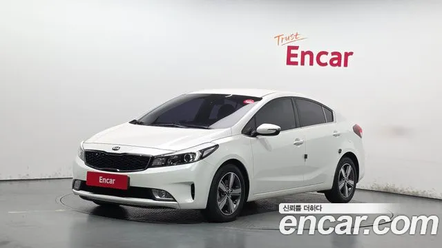 Kia K3 2018 — photo 1