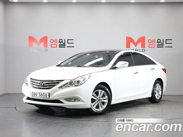 Hyundai Sonata 2012 — photo 1