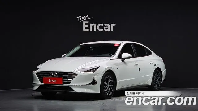 Hyundai Sonata 2020 — photo 1