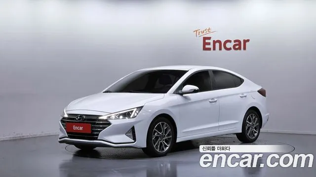 Hyundai AVANTE 2020 — photo 1