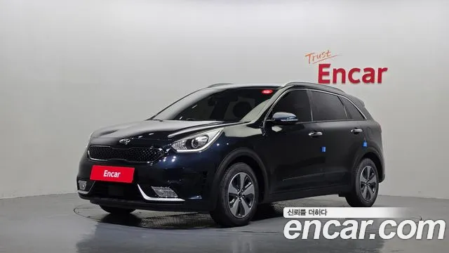 Kia Niro 2018 — photo 1