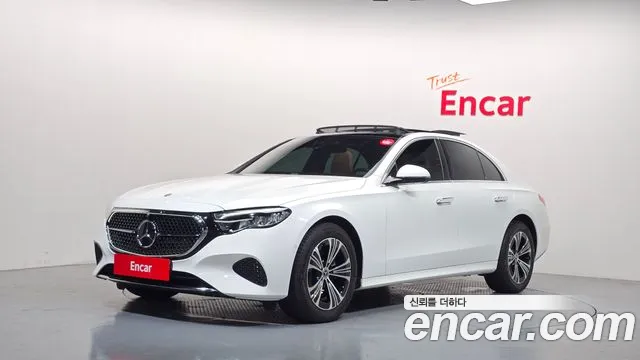Mercedes-Benz E-Class 2026 — photo 1