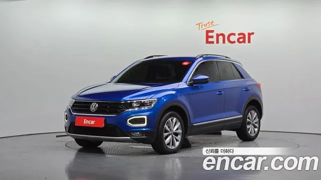 Volkswagen T-Roc 2021 — photo 1