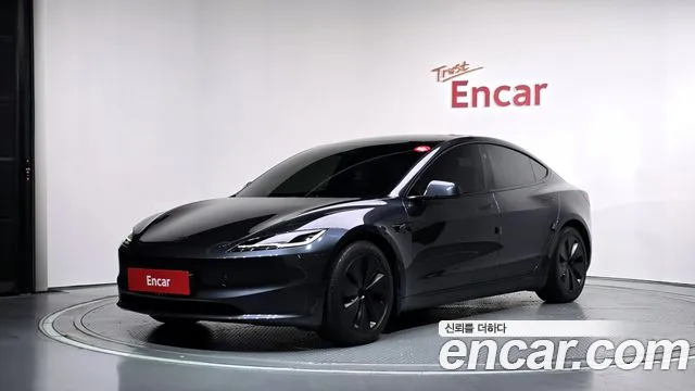 Tesla Model 3 2025 — photo 1