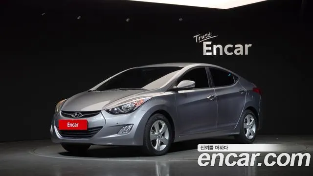 Hyundai AVANTE 2013 — photo 1
