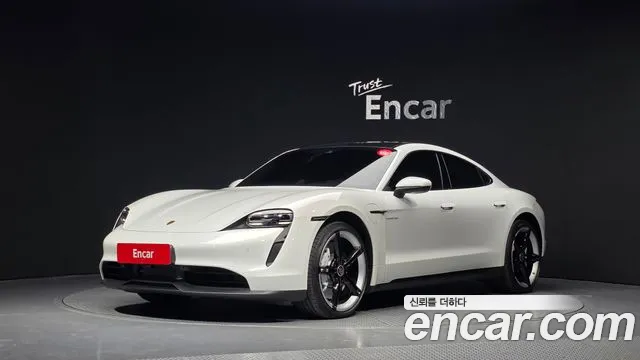 Porsche Taycan 2024 — photo 1
